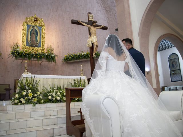 La boda de Manuel y Lucero en Mexicali, Baja California 19