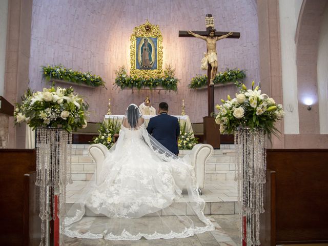 La boda de Manuel y Lucero en Mexicali, Baja California 27