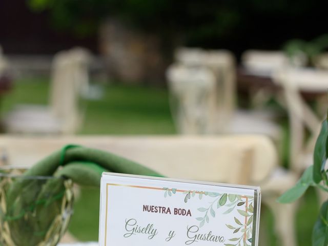 La boda de Gustavo y Gissely en Mérida, Yucatán 13