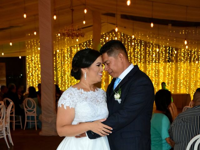 La boda de Roberto y Paulina en Coquimatlán, Colima 25