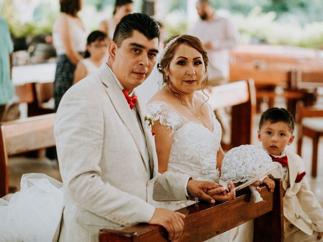 La boda de Roberto y Karina en Ixtapa Zihuatanejo, Guerrero 15