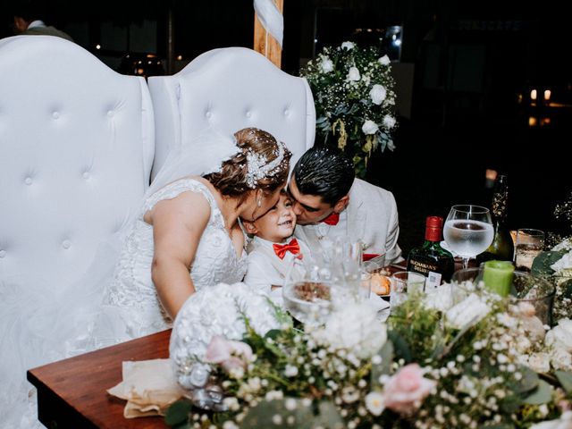 La boda de Roberto y Karina en Ixtapa Zihuatanejo, Guerrero 21