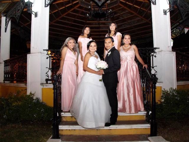 La boda de Leonardo y Alejandra  en San Francisco de Campeche, Campeche 7