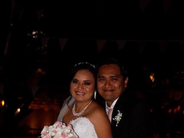 La boda de Leonardo y Alejandra  en San Francisco de Campeche, Campeche 13