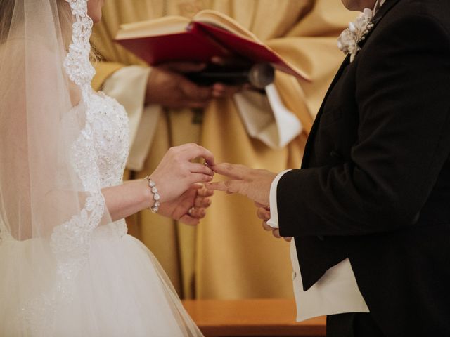 La boda de Leonel y Priscila en Monterrey, Nuevo León 28