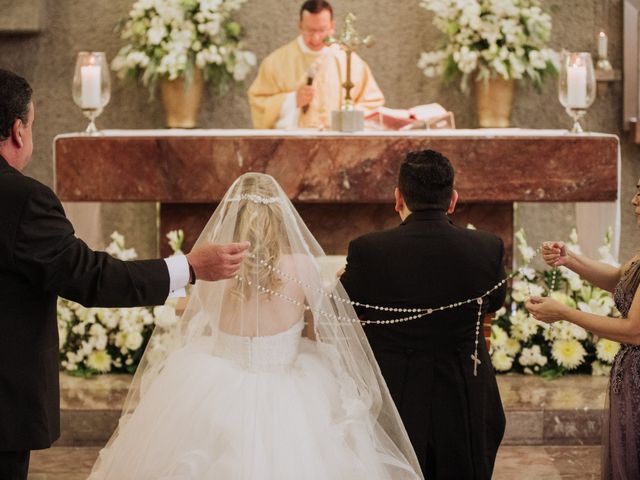 La boda de Leonel y Priscila en Monterrey, Nuevo León 31