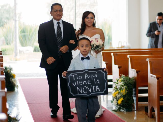 La boda de Juan Yañez y Berenice Jasso en Aguascalientes, Aguascalientes 3