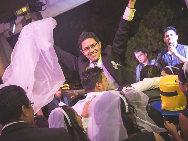 La boda de Eduardo y Erika en Xochimilco, Ciudad de México 382