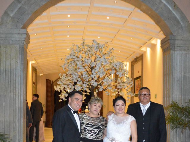 La boda de Oswaldo y Alma en Toluca, Estado México 4