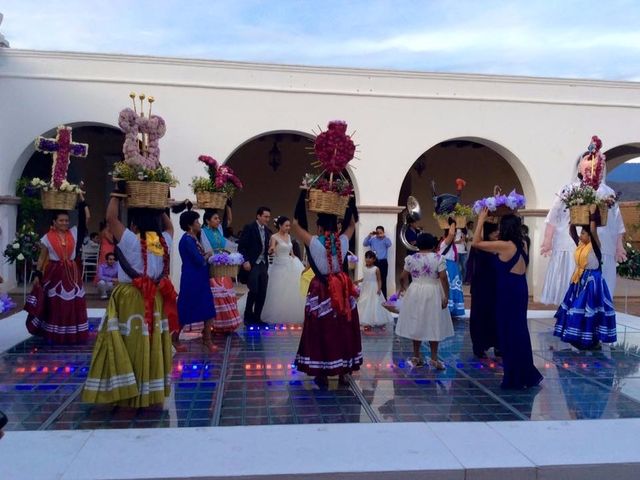 La boda de Ilse y Moisés en Oaxaca, Oaxaca 1