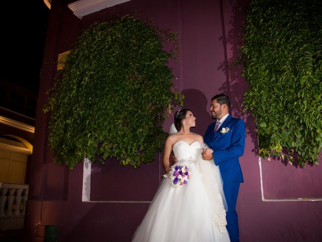 La boda de Manuel y Elizabeth en Mazatlán, Sinaloa 24