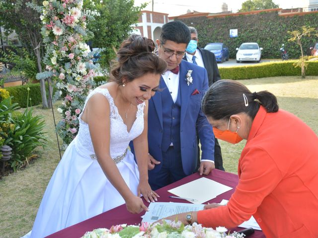 La boda de Armando y Claudia en Toluca, Estado México 23