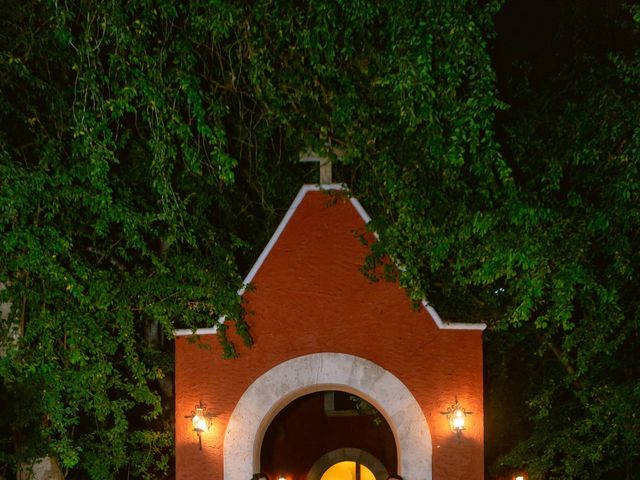 La boda de Carlos y Gaby en Mérida, Yucatán 34