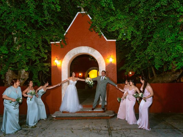 La boda de Carlos y Gaby en Mérida, Yucatán 36