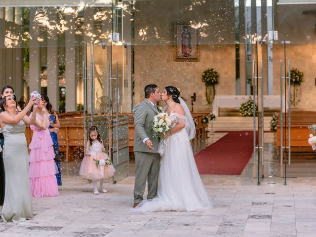 La boda de Carlos y Gaby en Mérida, Yucatán 107