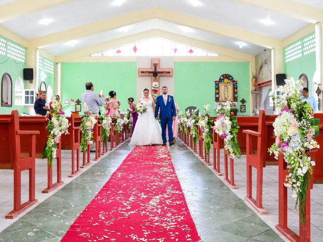 La boda de Javier y Marlin en Comalcalco, Tabasco 10