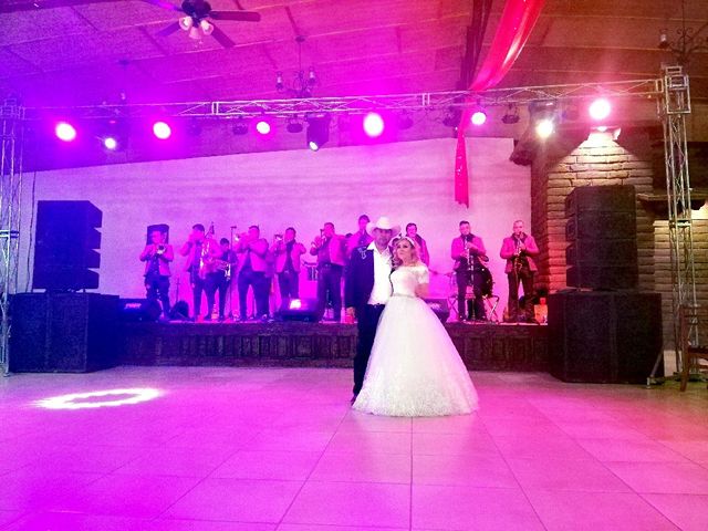 La boda de José  y Marliene  en Santiago Papasquiaro, Durango 6
