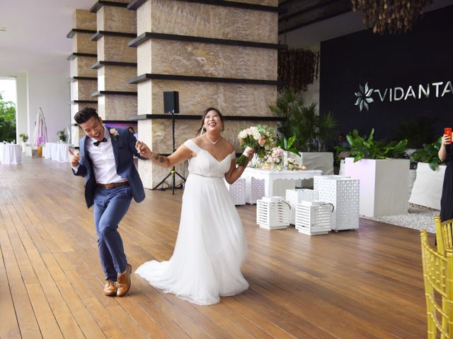 La boda de Toan y Vivian en Bahía de Banderas, Nayarit 46