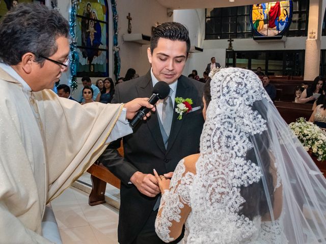 La boda de Jesús Iván y Selene  en Mérida, Yucatán 32