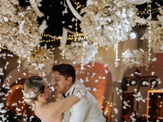 La boda de Flor y Mario  y Mario  1