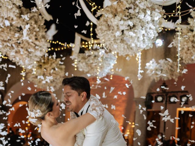 La boda de Mario  y Flor y Mario  en Tlaquepaque, Jalisco 3