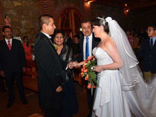La boda de Salvador y Karla en Acaxochitlán, Hidalgo 23