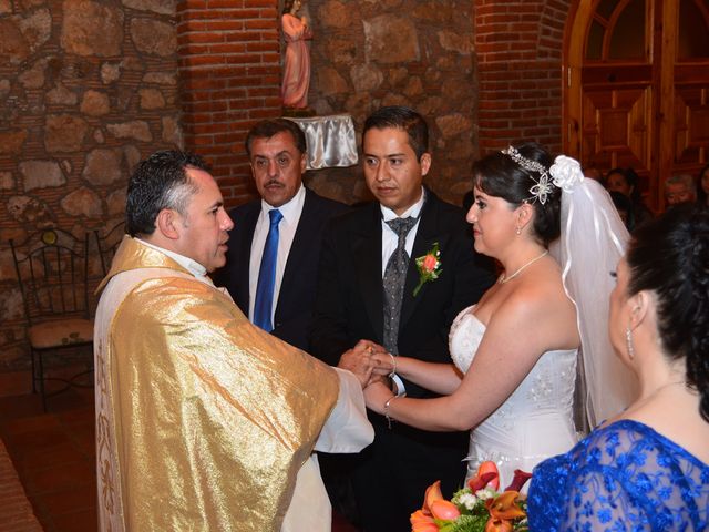 La boda de Salvador y Karla en Acaxochitlán, Hidalgo 25