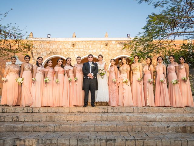 La boda de Manuel y Nallely  en Valladolid, Yucatán 7