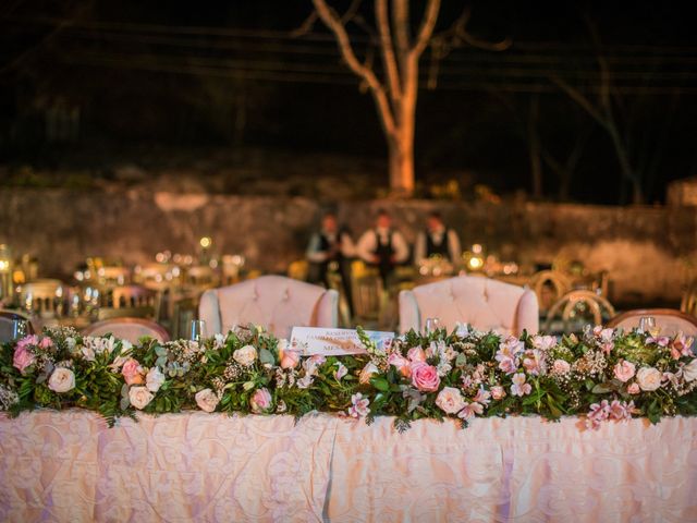 La boda de Manuel y Nallely  en Valladolid, Yucatán 14