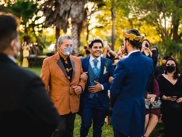 La boda de Emmanuel y Víctor en Morelia, Michoacán 12