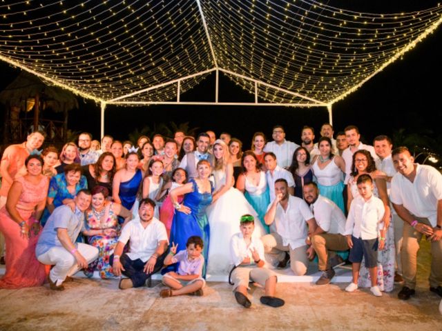 La boda de Paco y Xiomara en Cancún, Quintana Roo 6