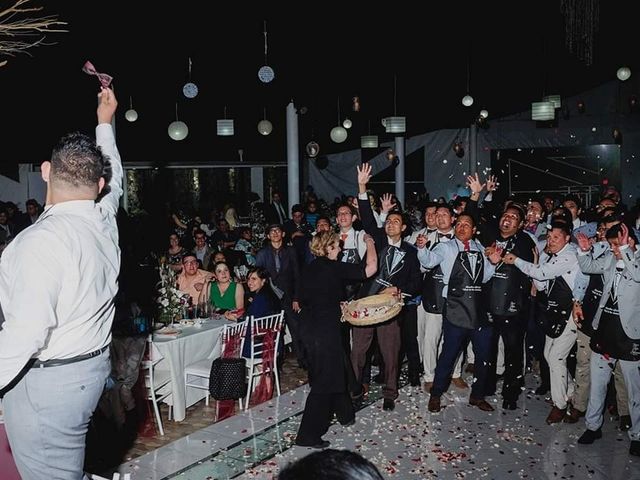 La boda de León  y Shannon  en Tláhuac, Ciudad de México 32