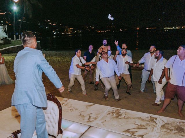 La boda de Alberto y Nora en Manzanillo, Colima 11