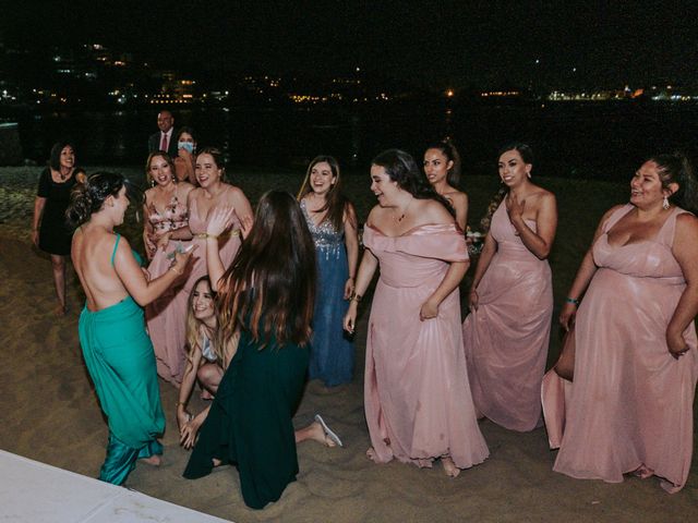La boda de Alberto y Nora en Manzanillo, Colima 13