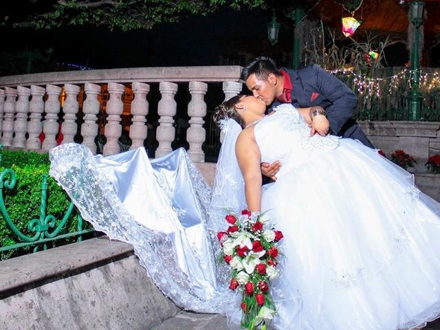 La boda de Diego y Kristhaal en Santiago Maravatío, Guanajuato 5