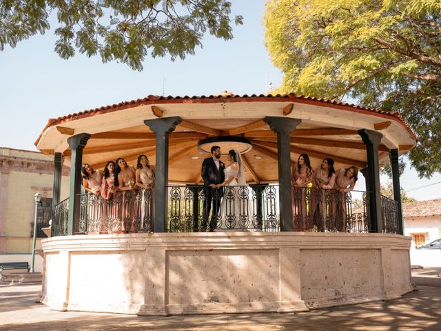 La boda de José Carlos  y Monse en Zitácuaro, Michoacán 17