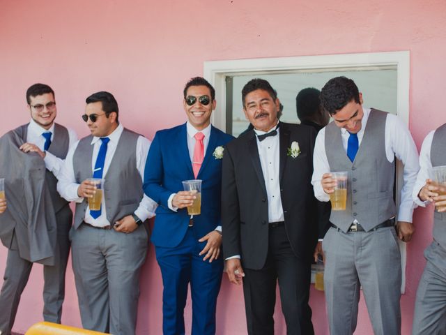 La boda de Memo y Paola en Mexicali, Baja California 19