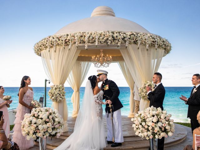 La boda de Eamon y Bianca en Cancún, Quintana Roo 11