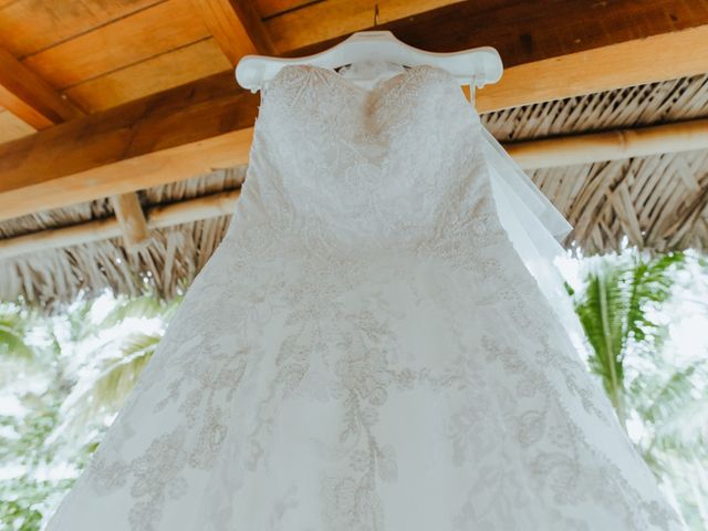 La boda de Andres y Itzel en Bahía de Banderas, Nayarit 3