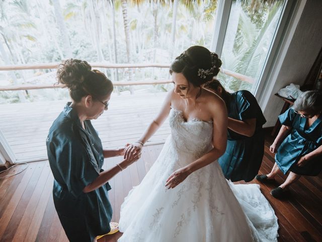 La boda de Andres y Itzel en Bahía de Banderas, Nayarit 25