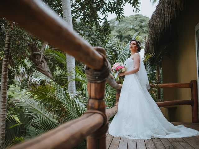 La boda de Andres y Itzel en Bahía de Banderas, Nayarit 32