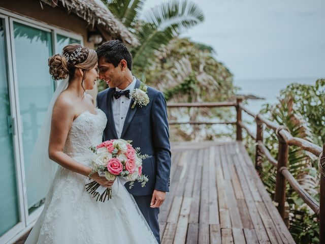 La boda de Andres y Itzel en Bahía de Banderas, Nayarit 48