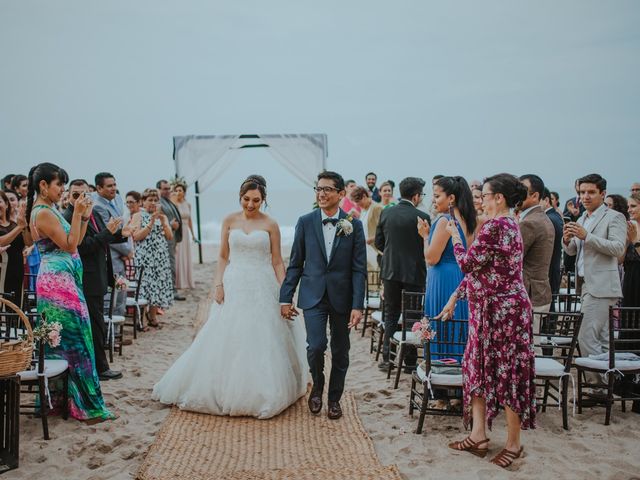 La boda de Andres y Itzel en Bahía de Banderas, Nayarit 77