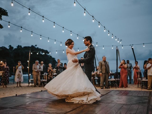 La boda de Andres y Itzel en Bahía de Banderas, Nayarit 106