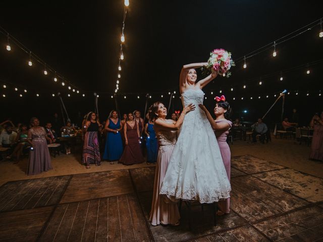 La boda de Andres y Itzel en Bahía de Banderas, Nayarit 111