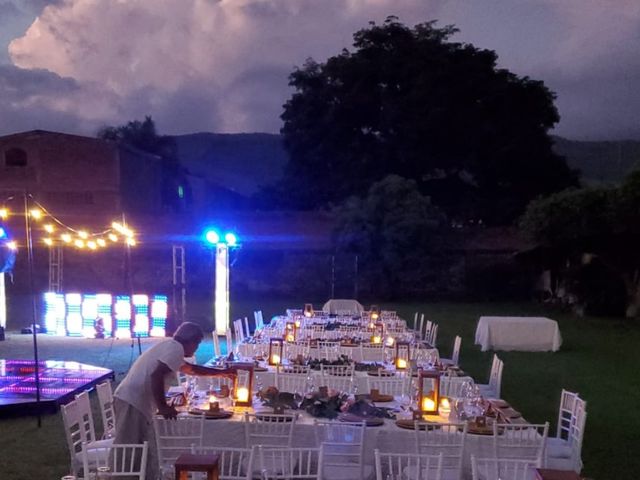 La boda de Enrique y Julieta  en Ixtlán del Río, Nayarit 6