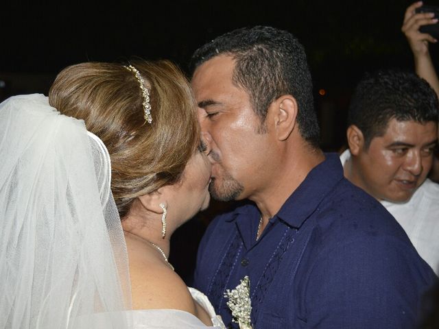 La boda de Juan Luis y Erika Viridiana en Villahermosa, Tabasco 14