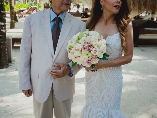 La boda de Rodrigo y Marcela en Playa del Carmen, Quintana Roo 20