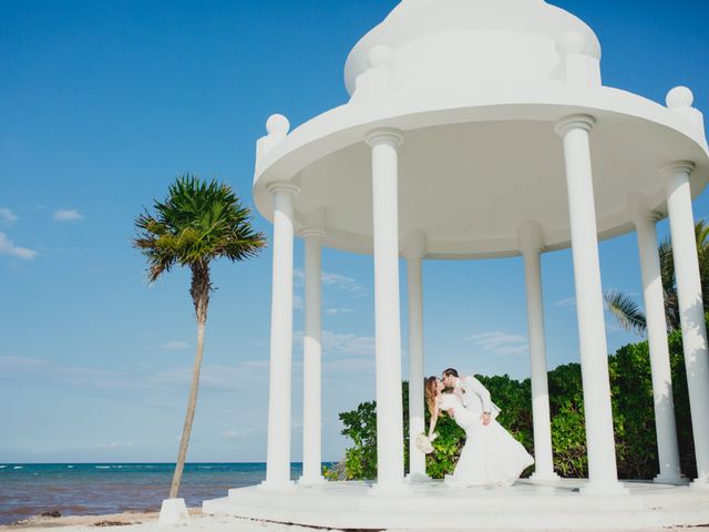 La boda de Rodrigo y Marcela en Playa del Carmen, Quintana Roo 36