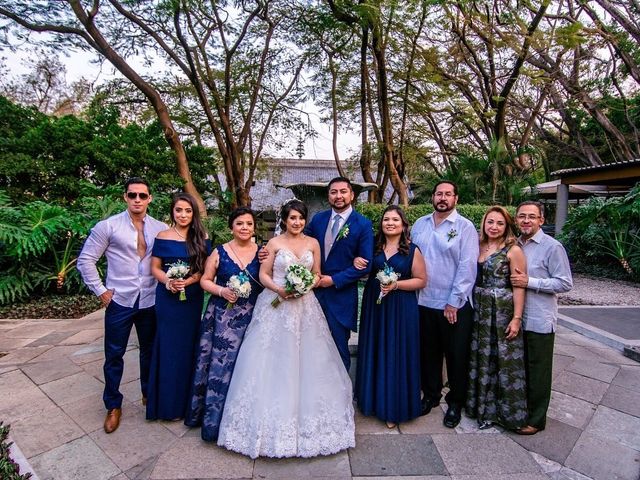 La boda de Jonathan  y Cynthia en Jiutepec, Morelos 7